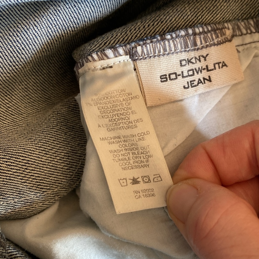 DKNY So Low Lita Crop Jeans - Picture 8 of 11